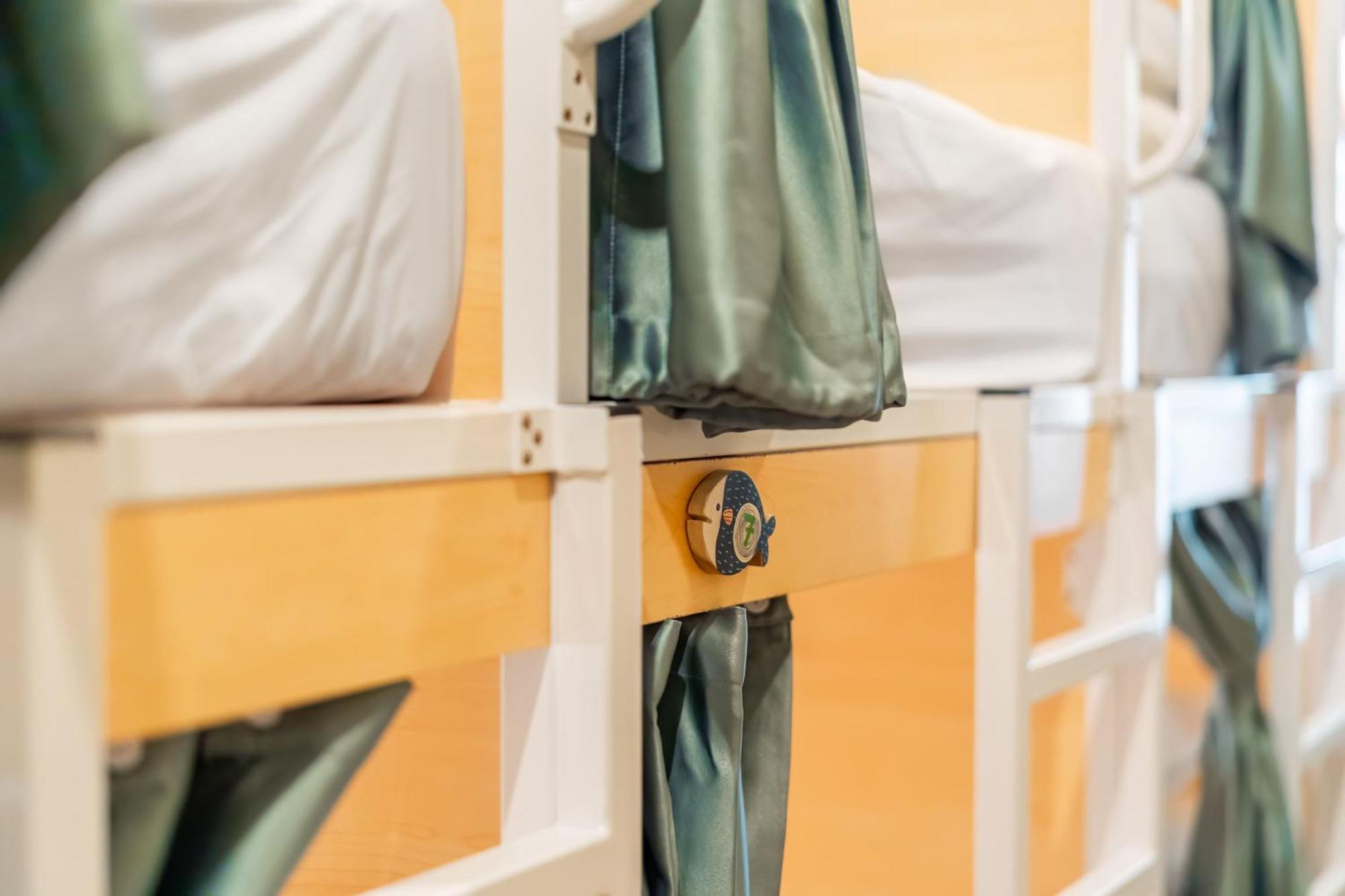 Sweett Lemon Hostel Patong Екстер'єр фото