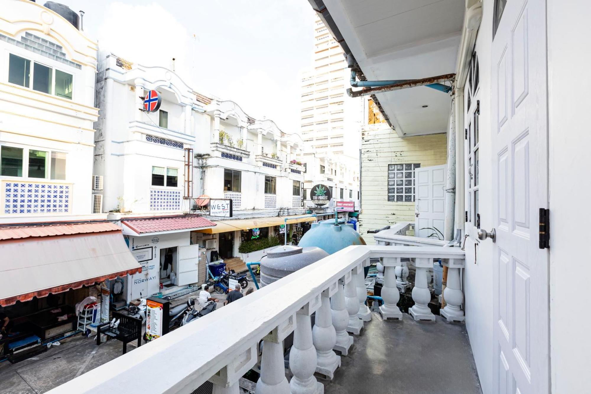 Sweett Lemon Hostel Patong Екстер'єр фото