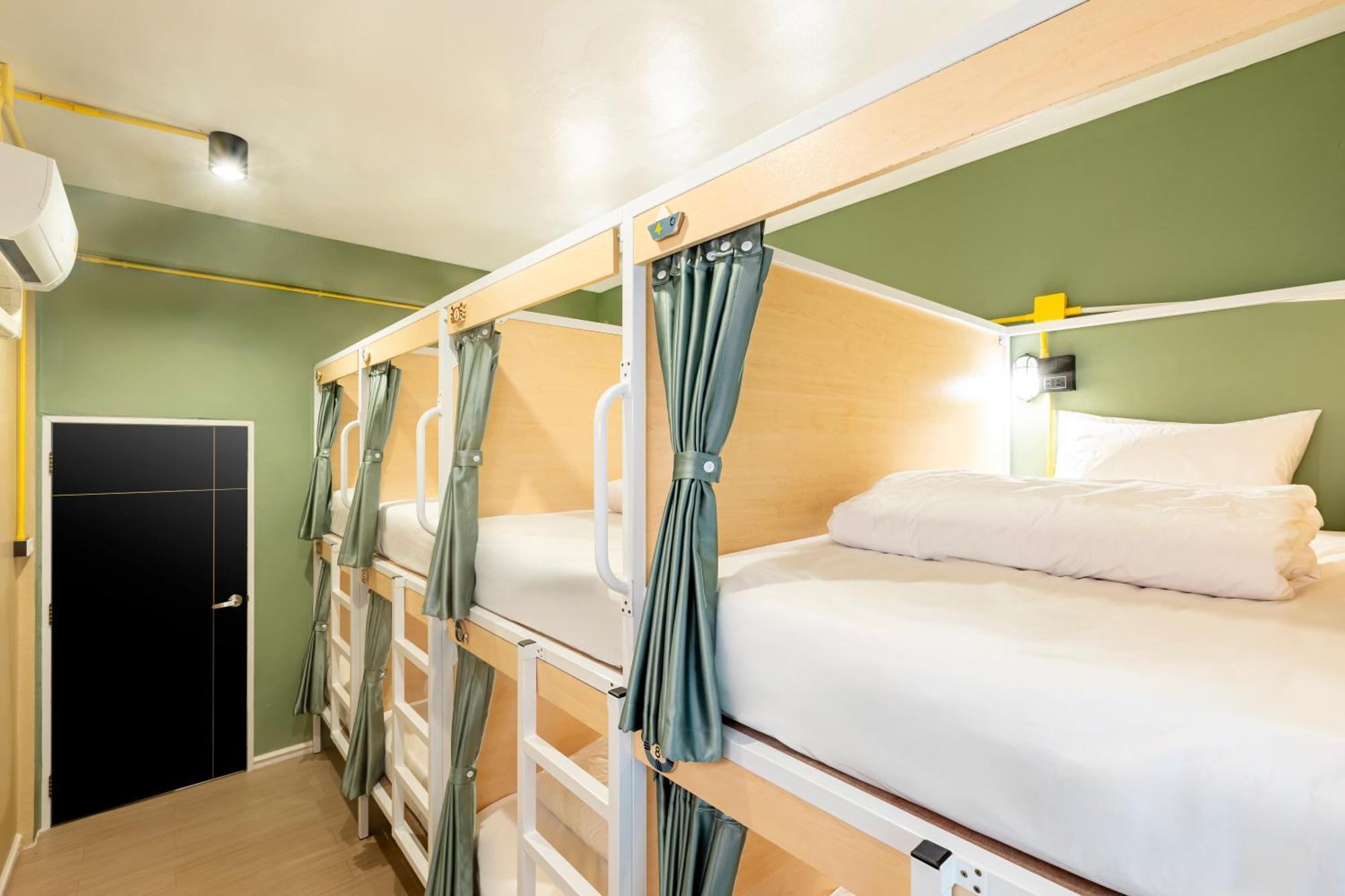 Sweett Lemon Hostel Patong Екстер'єр фото