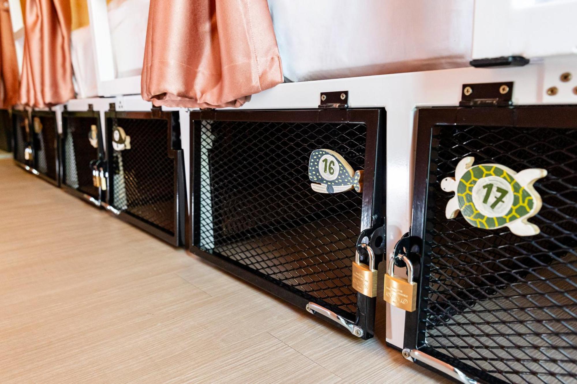 Sweett Lemon Hostel Patong Екстер'єр фото