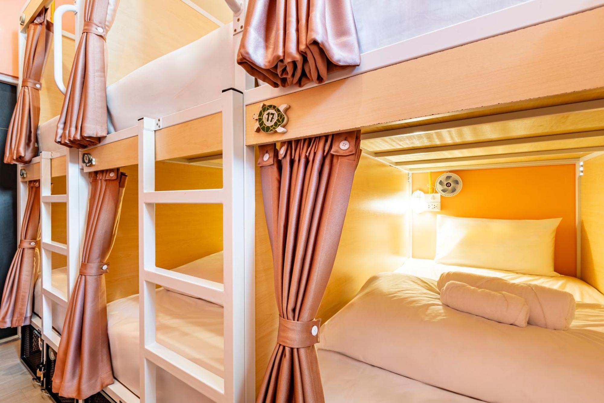 Sweett Lemon Hostel Patong Екстер'єр фото